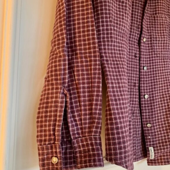 Levis Button Down Long Sleeve Burgundy Blouse - Picture 2 of 5